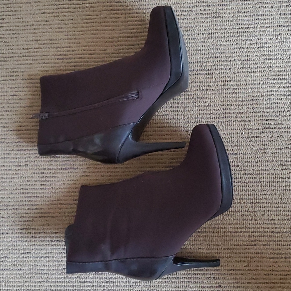 Ankle Boots, Size 9, Brown WATER PROOF